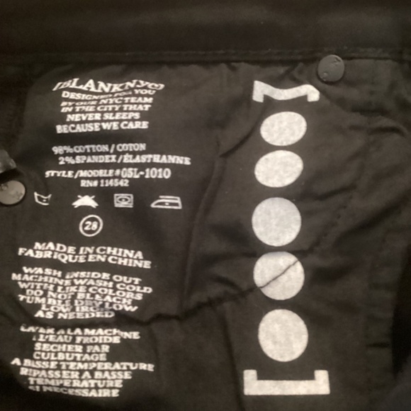 BlankNYC Blank NYC Intro black denim‎ jeans size 28 distressed raw hem - Picture 9 of 9